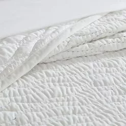 Koolaburra By UGG Squiggle Kids Quilt -Koolaburra by UGG shop unnamed file 1412