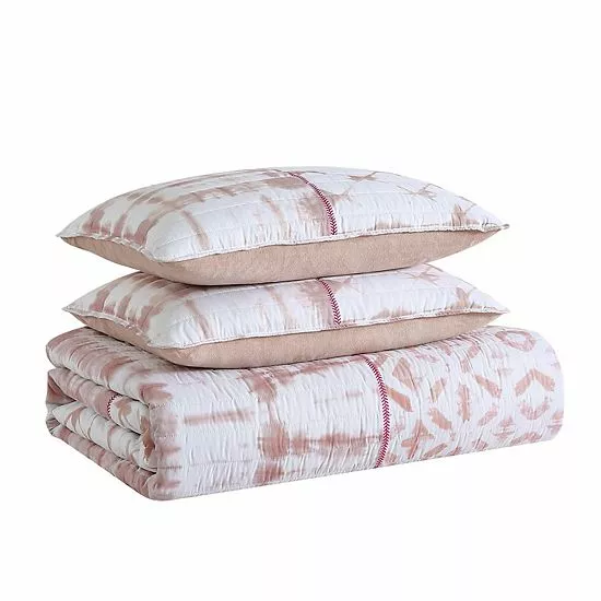Koolaburra By UGG Wren Quilt Set With Shams 4 Koolaburra By UGG Wren Quilt Set With Shams - Image 4