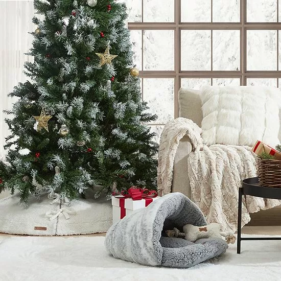 Koolaburra By UGG Junie Plush Sherpa Pet Bed 3 Koolaburra By UGG Junie Plush Sherpa Pet Bed - Image 3